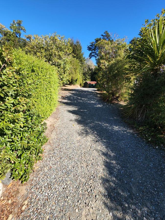 Possum Lodge Manapouri Exterior photo